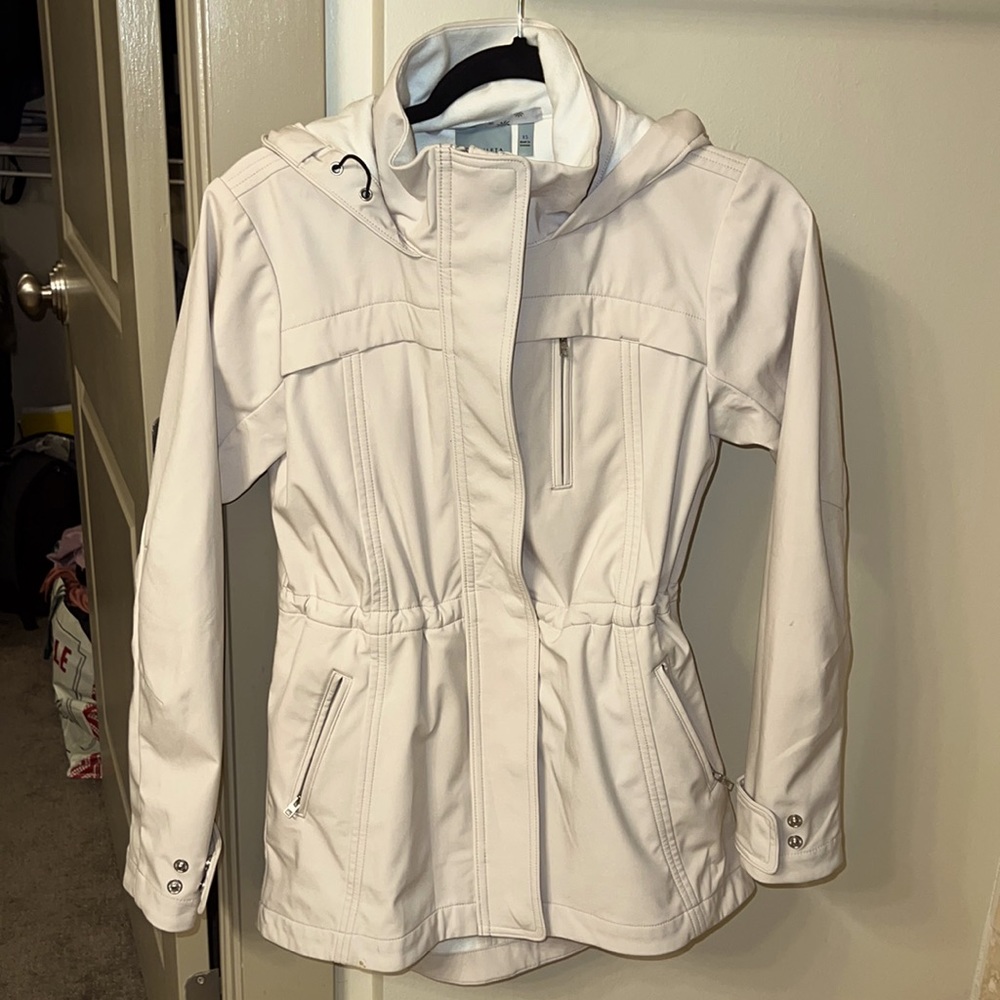 Athleta XS beige waterproof shell jacket